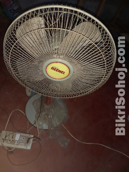 Table fan